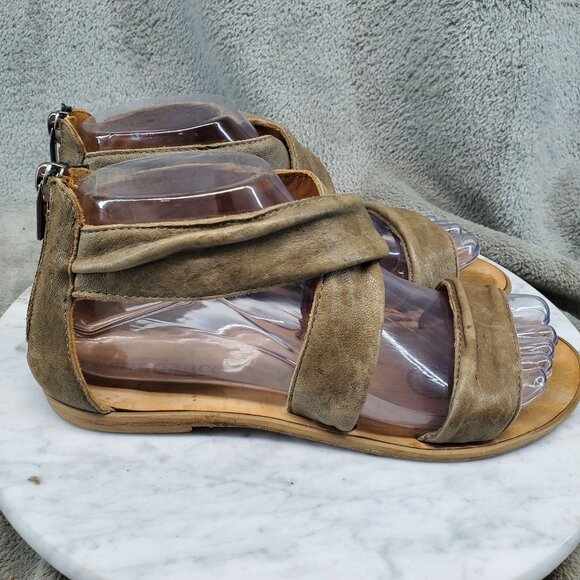 Sundance Shoes Womens EU 37 US 6 Brown Leather Cross Strap Sandals *Read* - Picture 6 of 10